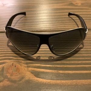 Ray ban sunglasses with case